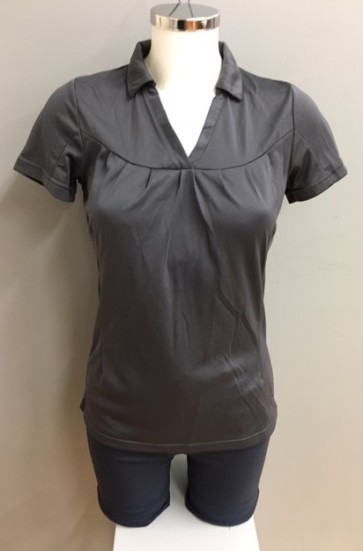 Cross Womens Pleat Polo - Charcoal - str. Medium (Kollektionsprøve) (Vejl. udsalgspris = kr. 599)